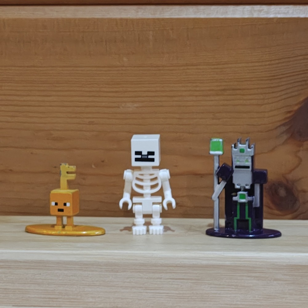 Lot of 3 Minecraft‎ Mini Lego Skeleton, Nameless One, & Key Golem Metalfigs